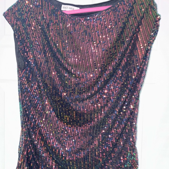 FUN FUN FUN TOP - Picture 1 of 3